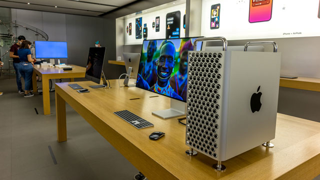 a picture of an apple store, where there are summer programs for kids