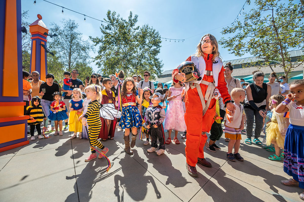 Kidspace Childrens Museum Halloween Costume Parade