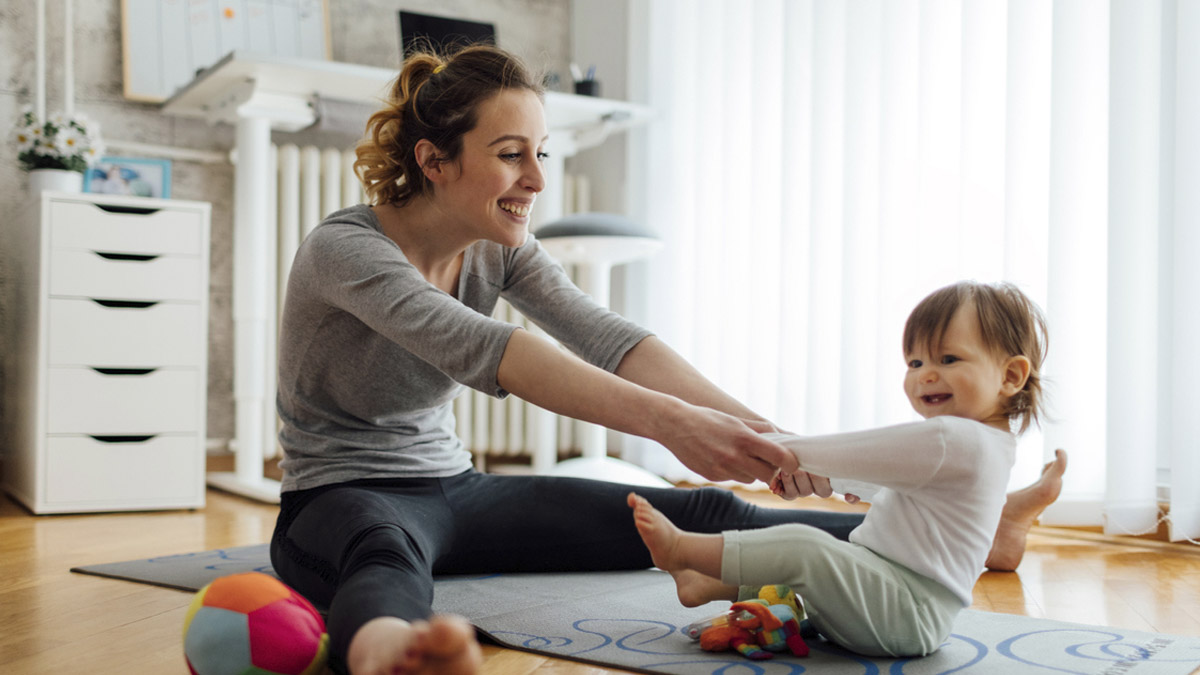 Postpartum Workout  30-Minute Postnatal Workout (Babywearing Option) 