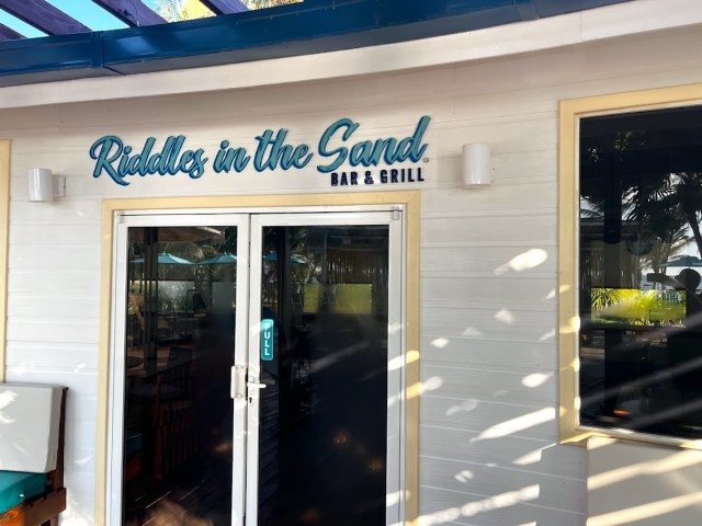Looking at entrance to Riddles in the Sand restaurant