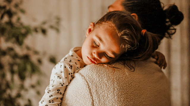 toddler sleeping getting ready for fall daylight savings time