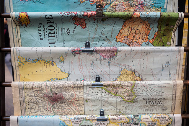 using vintage maps as wrapping paper is one of the best gift wrapping hacks