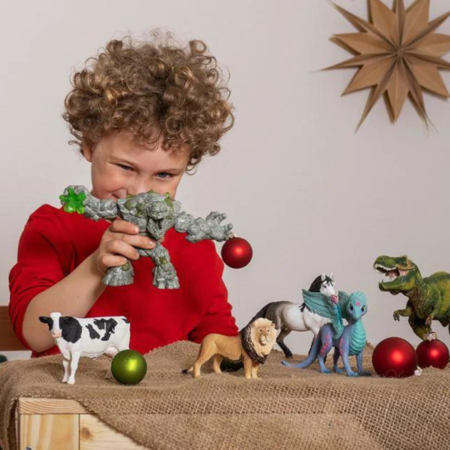 6 Open-Ended Toys Great for Kids’ Creativity & Learning