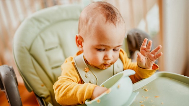 5 Ways to Finally Get Baby to Stop Throwing Food on the Floor