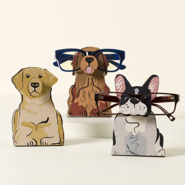 set of 3 wooden dog-shaped eyeglasses stand