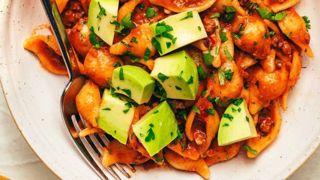 One pot cheesy taco pasta is one of those easy ground beef recipes