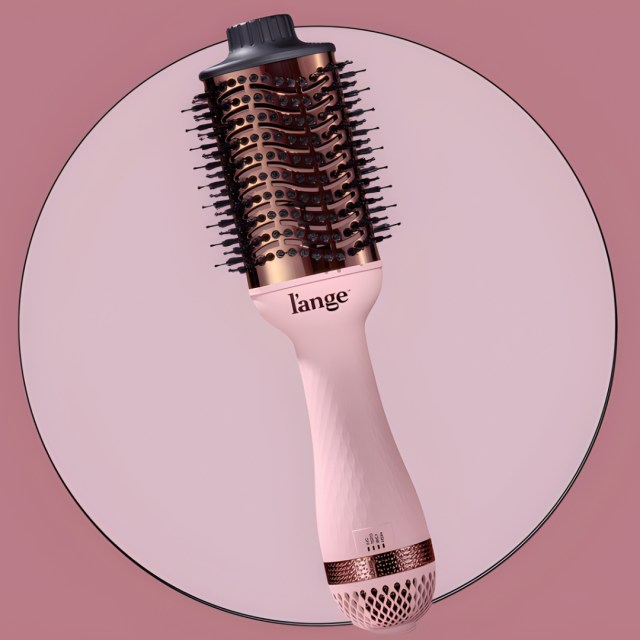 Amazon Holiday Beauty Event lange blowdryer brush