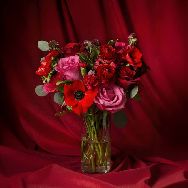 Valentine’s Day Gifts for Adults Urban Stems Passion Bouquet