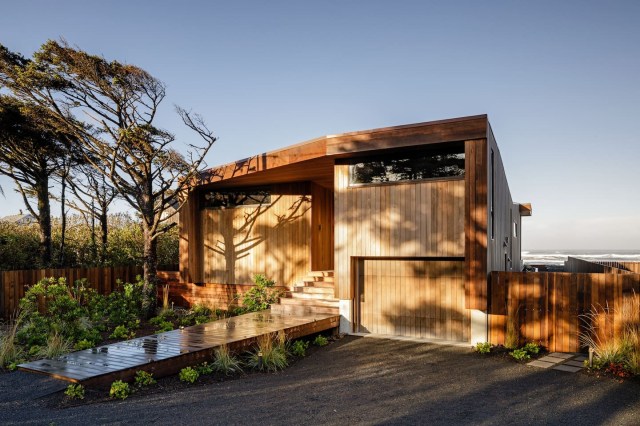 Romantic Airbnbs Shelter House Oregon